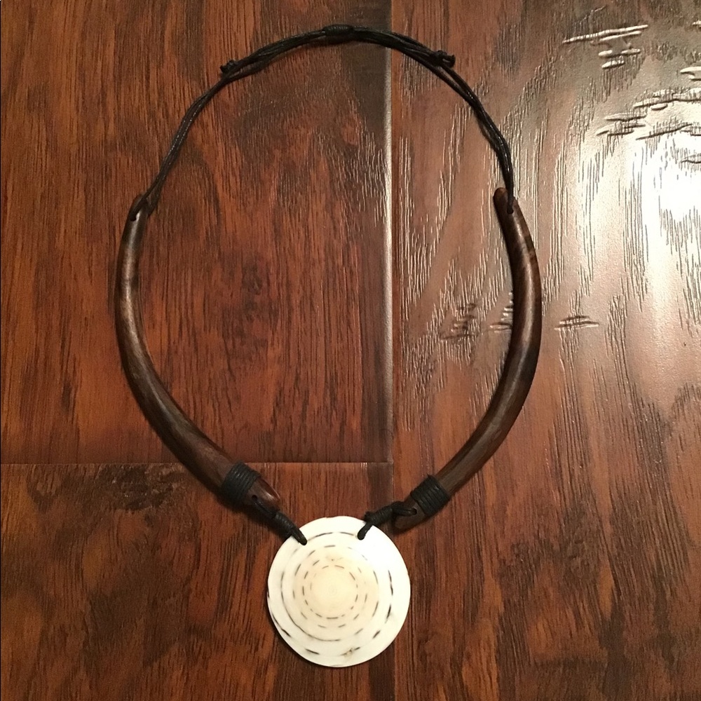 Vintage Wood and Shell Necklace